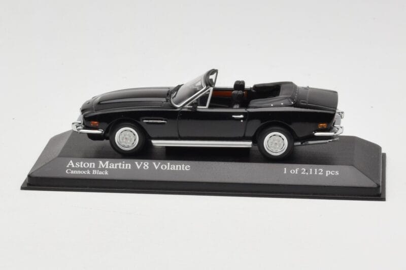 Aston Martin V8 Volante Black Minichamps 1:43 400137730 Diecast