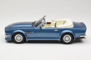 Aston Martin V8 Volante Blue GT Spirit 1:18 GT128 Resin - image 3 of 6