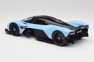 Aston Martin Valkyrie Racing Blue GT Spirit 1:18 GT915 Resin - image 5 of 6