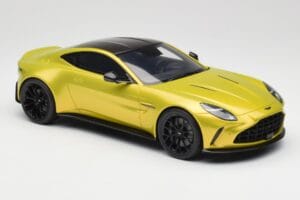 Aston Martin Vantage Cosmopolitan Yellow GT Spirit 1:18 GT514 Resin - image 4 of 6
