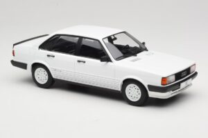 Audi 80 B2 GTE White MCG 1:18 MCG18527 Diecast - image 4 of 6
