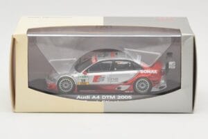 Audi A4 B6 #19 Sonax F. Stippler Joest Racing DTM 2005 Minichamps 1:43 5020500803 Diecast - image 4 of 4
