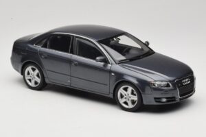 Audi A4 B7 Grey Metallic Minichamps 1:18 100014400 Diecast - image 6 of 8