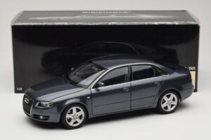 Audi A4 B7 Grey Metallic Minichamps 1:18 100014400 Diecast - image 8 of 8