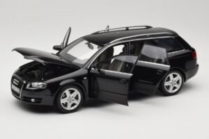 Audi A4 B8 Avant 3.2 Quattro Black Minichamps 1:18 5010404225 Diecast - image 2 of 8
