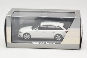 Audi A4 B8 Avant Ibis White Minichamps 1:43 5010804213 Diecast - image 4 of 4