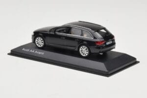 Audi A4 B8 Avant Phantom Black Minichamps 1:43 5011204223 Diecast - image 3 of 4