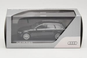 Audi A4 B8 Avant Phantom Black Minichamps 1:43 5011204223 Diecast - image 4 of 4