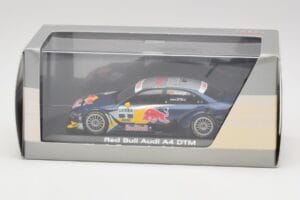Audi A4 B8 #2 Red Bull M. Tomczyk DTM 2008 Minichamps 1:43 5020800133 Diecast - image 4 of 4