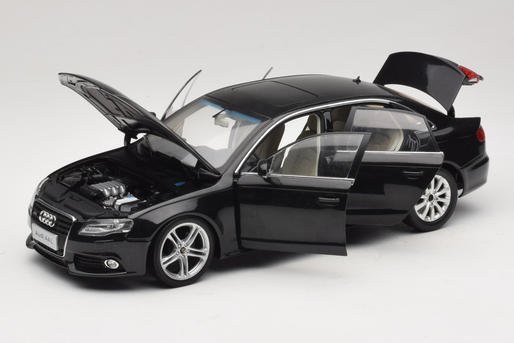 Paudi Audi A4L B8 Black 1:18 Diecast Sedan Model
