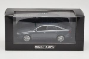 Audi A6 C6 Dark Blue Minichamps 1:43 5010406143 Diecast - image 4 of 4