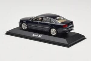 Audi A8 D3 Blue Metallic Light Interior Minichamps 1:43 20000001386003 Diecast - image 3 of 4