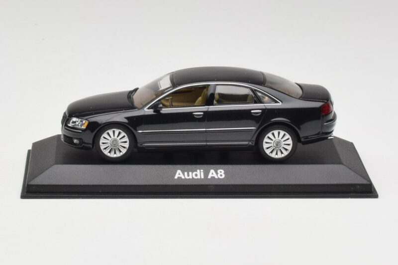 Audi A8 D3 Phantom Black Minichamps 1:43 Audi A8 D3 Phantom Black Minichamps 1:43 5010508133 Diecast