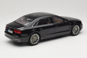 Audi A8L D3 W12 Phantom Black Kyosho 1:18 5011008125 Diecast - image 3 of 8