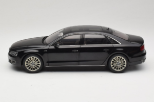 Audi A8L D3 W12 Phantom Black Kyosho 1:18 5011008125 Diecast - image 4 of 8