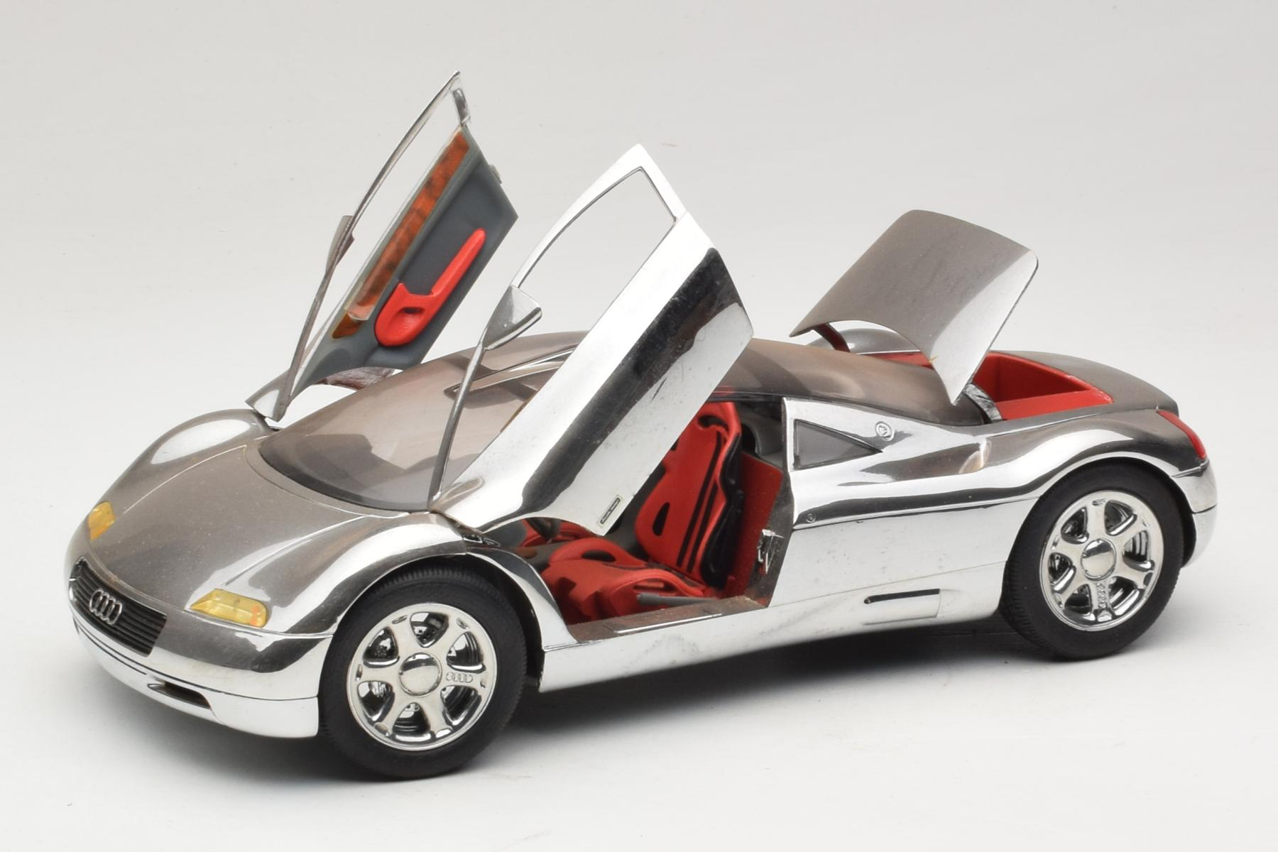 Revell Audi Avus Quattro 1:18 Diecast Chrome