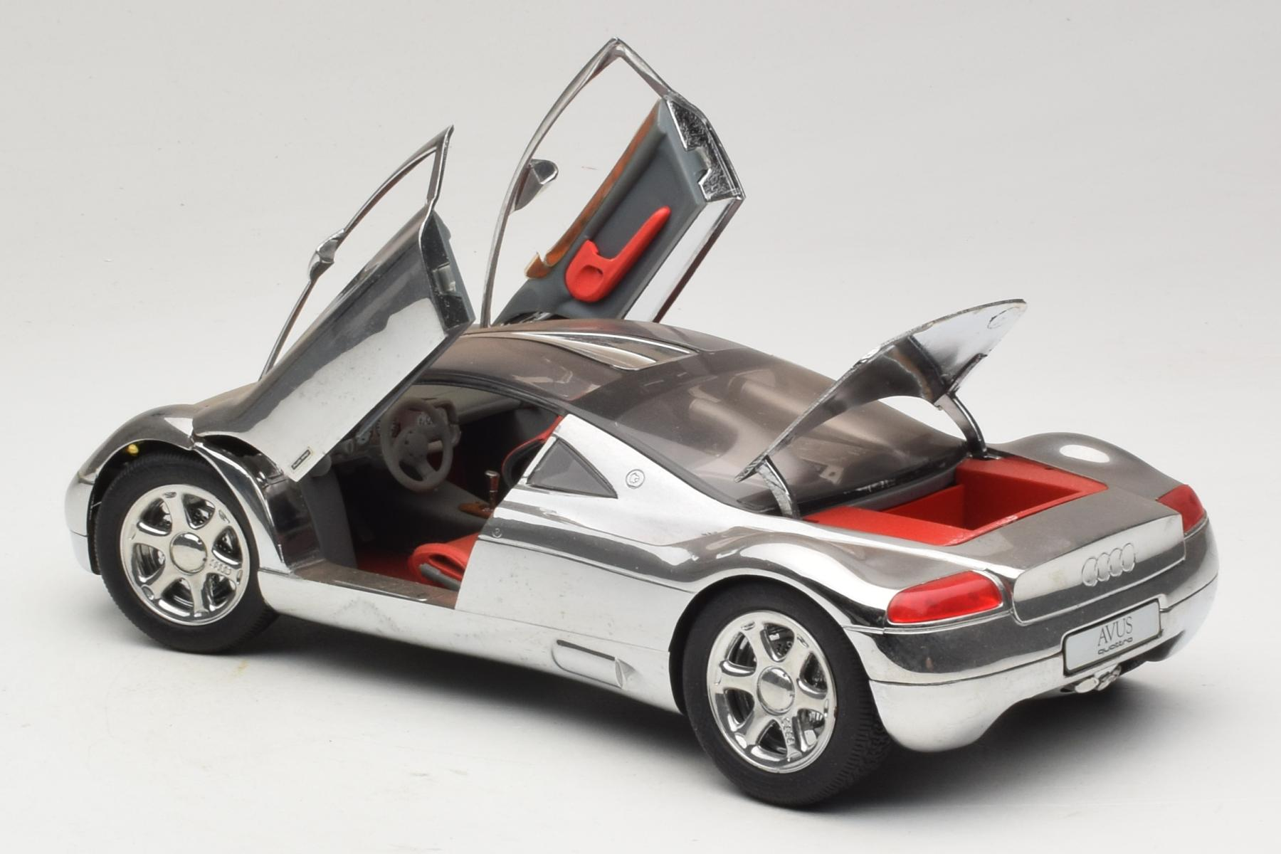 Revell Audi Avus Quattro 1:18 Diecast Chrome