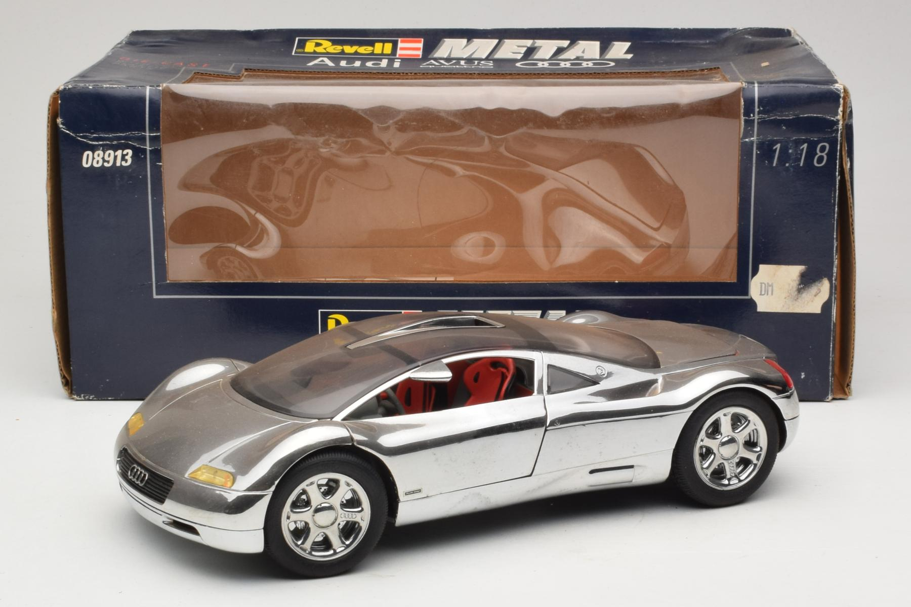 Revell Audi Avus Quattro 1:18 Diecast Chrome