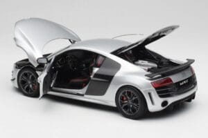 Audi R8 GT Type 42 Ice Silver Metallic Kyosho 1:18 09218IS Diecast - image 5 of 8