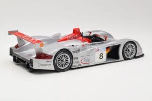 Audi R8 LMP900 #8 Audi Sport Team Joest F. Biela / E. Pirro / T. Kristensen 24 Hours of Le Mans 2000 Maisto 1:18 38899 Diecas - image 2 of 6