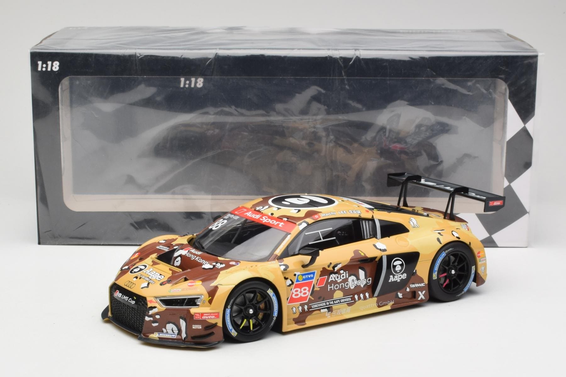 Minichamps Audi R8 LMS #88 AAPE 1:18 2016 Shanghai
