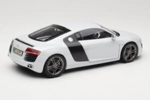 Audi R8 Type 42 Suzuka Grey Kyosho 1:18 09213SG Diecast - image 3 of 8