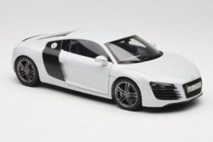 Audi R8 Type 42 Suzuka Grey Kyosho 1:18 09213SG Diecast - image 6 of 8