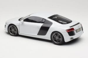 Audi R8 Type 42 Suzuka Grey Kyosho 1:18 09213SG Diecast - image 7 of 8