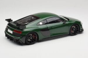 Audi R8 4S V10 Performance Green Kengfai 1:18 VAKF-0358 Diecast - image 3 of 8