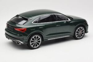 Audi RS Q3 Sportback 8U Green Metallic Minichamps 1:18 155018102 Diecast - image 2 of 6