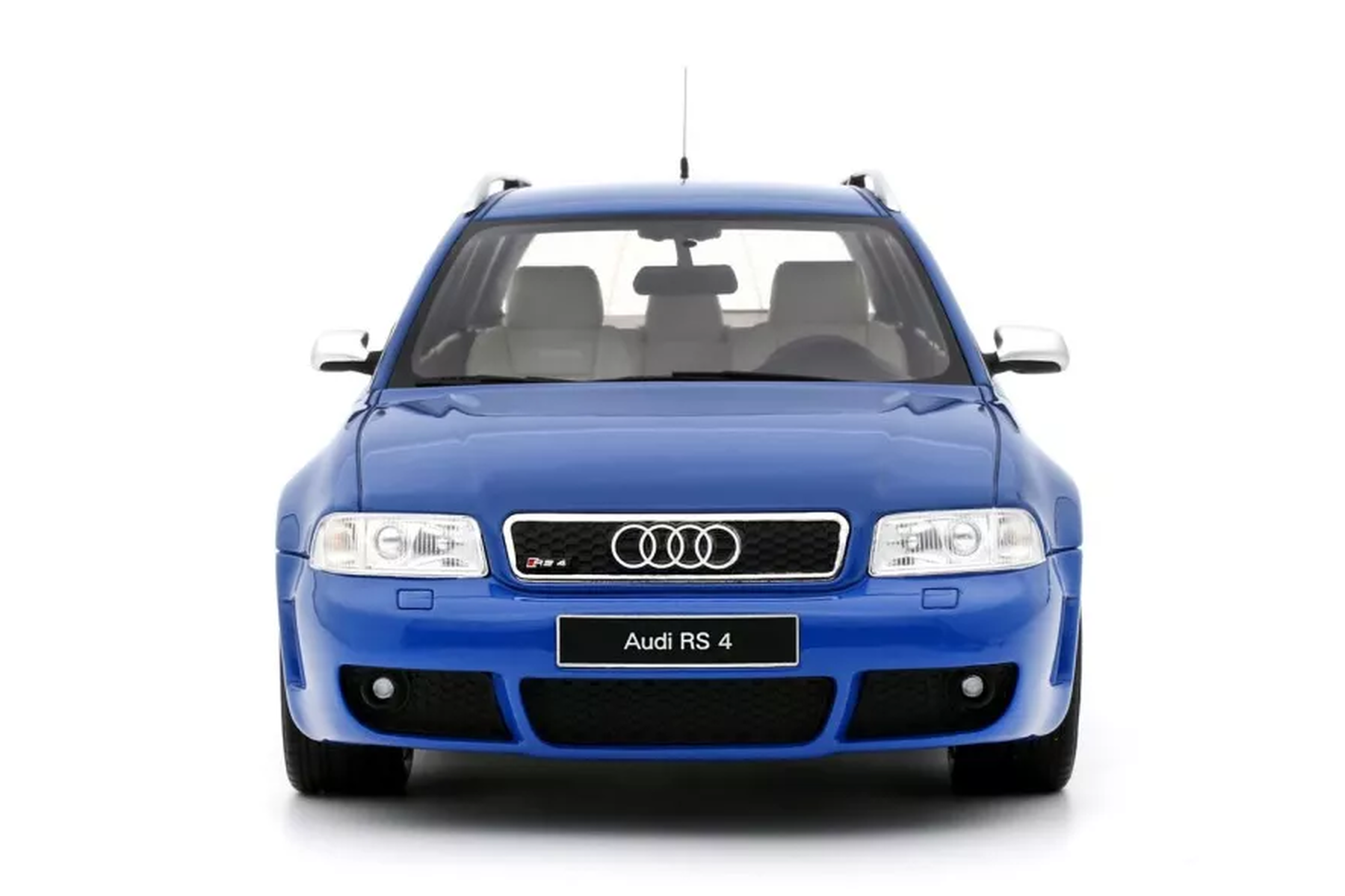 Audi RS4 B5 Avant Nogaro Blue Otto 1:18