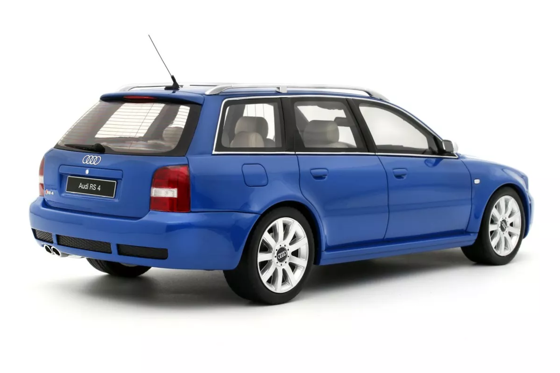 Audi RS4 B5 Avant Nogaro Blue Otto 1:18