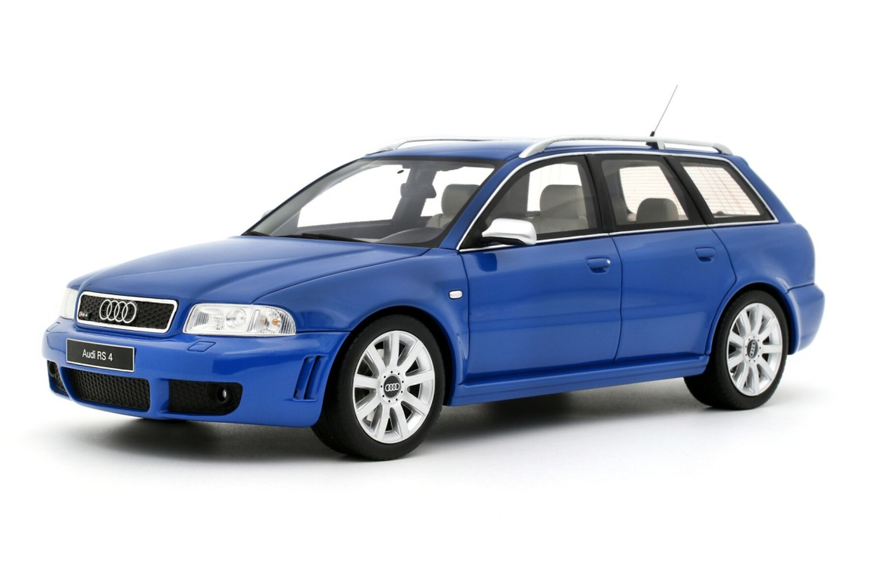 Audi RS4 B5 Avant Nogaro Blue Otto 1:18