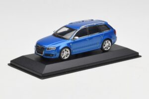 Audi RS4 B7 Avant Blue Metallic Minichamps 1:43 AUDI010 Diecast - image 2 of 4