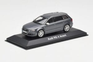 Audi RS4 B7 Avant Grey Minichamps 1:43 5010509223 Diecast - image 2 of 4