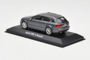 Audi RS4 B7 Avant Grey Minichamps 1:43 5010509223 Diecast - image 3 of 4