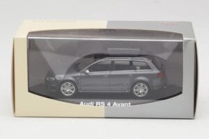 Audi RS4 B7 Avant Grey Minichamps 1:43 5010509223 Diecast - image 4 of 4