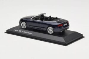 Audi RS5 B8 Cabriolet Estoril Blue Minichamps 1:43 5011215313 Diecast - image 3 of 4