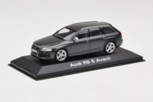 Audi RS6 C5 Avant Daytona Grey Minichamps 1:43 5010710233 Diecast - image 2 of 4