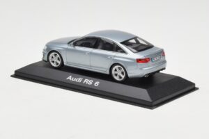 Audi RS6 C6 Monza Silver Minichamps 1:43 5010810113 Diecast - image 3 of 4