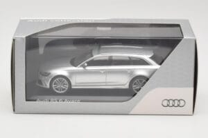 Audi RS6 C7 Avant Prisma Silver Minichamps 1:43 5011216213 Diecast - image 4 of 4