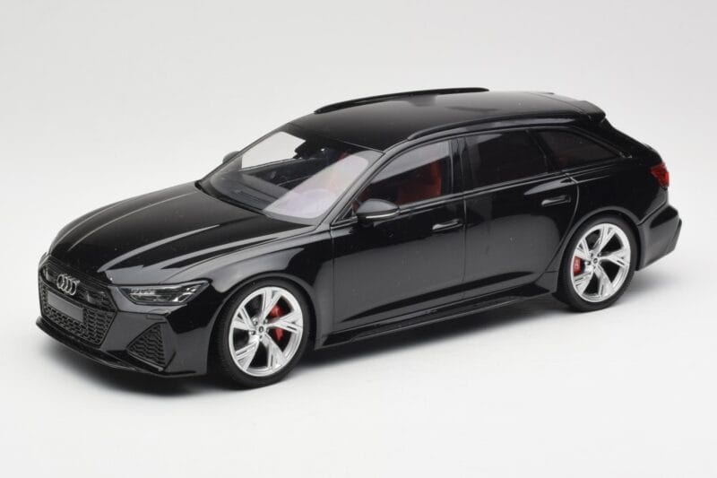 Audi RS6 C8 Avant Black Metallic Minichamps 1:18 155018014 Diecast