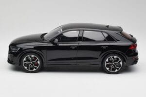 Audi RSQ8 Night Black GT Spirit 1:18 GT305 Resin - image 3 of 6