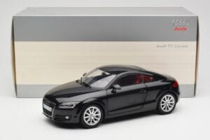 Audi TT 8J Phantom Black Minichamps 1:18 5010500425 Diecast - image 8 of 8