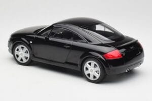 Audi TT 8N Black Minichamps 1:18 155017021 Diecast - image 5 of 6