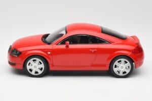 Audi TT 8N Red Minichamps 1:18 155017022 Diecast - image 3 of 6