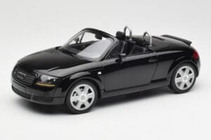 Audi TT 8N Roadster Black Metallic Minichamps 1:18 155017030 Diecast