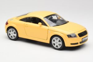Audi TT 8N Yellow Revell 1:18 08954-M1 Diecast - image 6 of 8