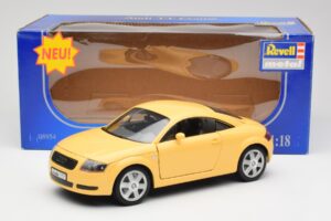 Audi TT 8N Yellow Revell 1:18 08954-M1 Diecast - image 8 of 8