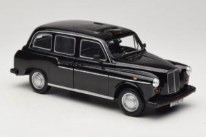 Austin FX4 London Taxi Black Minichamps 1:18 180136000 Diecast - image 6 of 8
